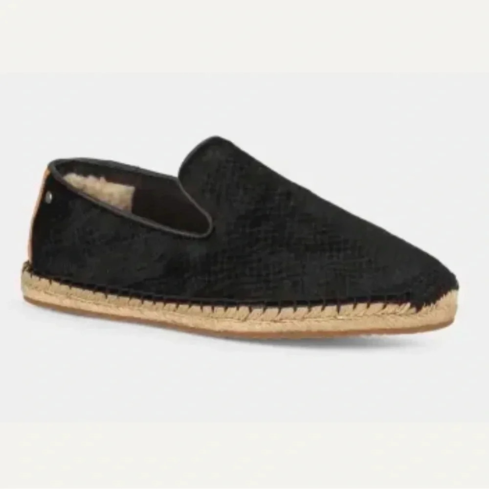 UGG - Sandrinne Calf Hair Scales Loafer - Size 7 - Black